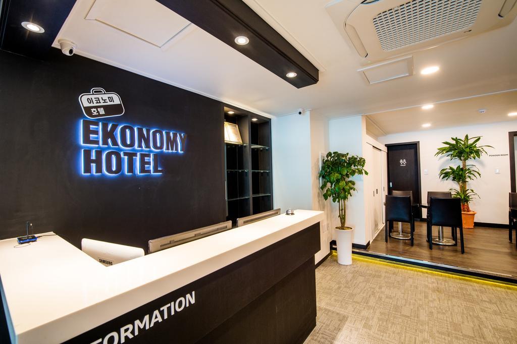 Ekonomy Hotel Sokcho Exterior photo